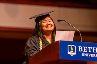 Graduates Reflect on Family Losses, New Beginnings, and Using Their Gifts at Winter Commencement