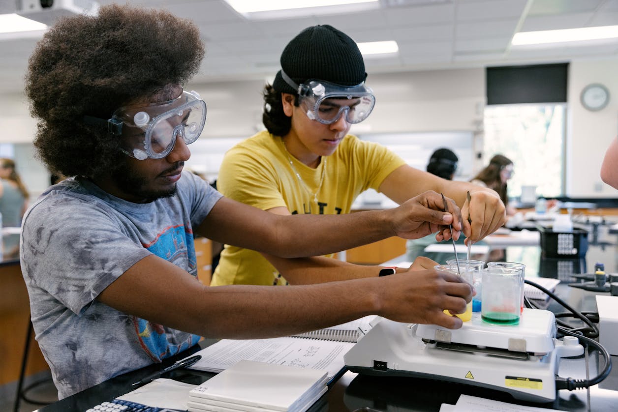Biochemistry students in lab