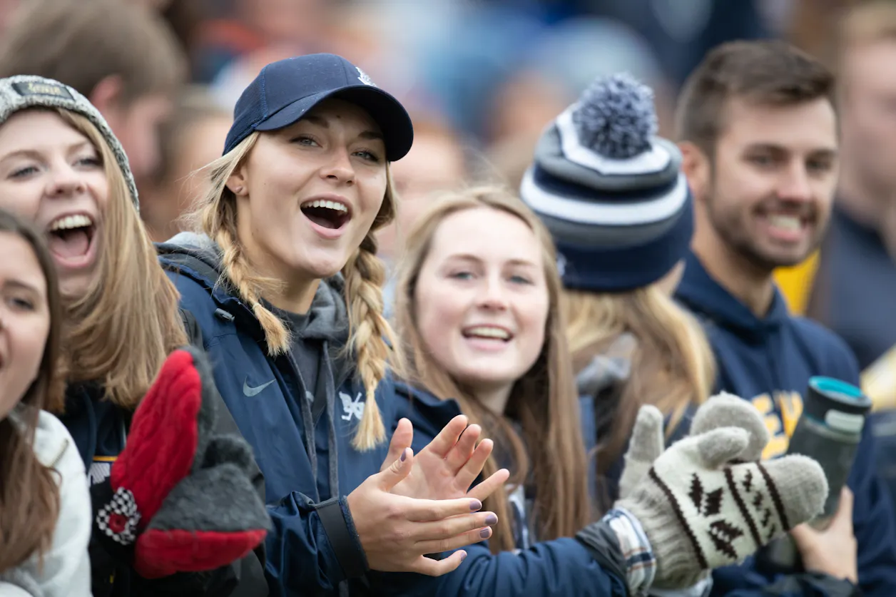 homecoming-football-fans