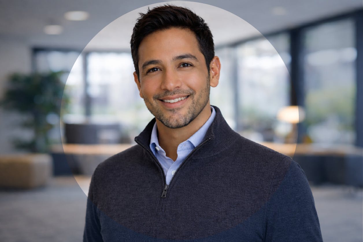 headshot of AI recruiter Alex