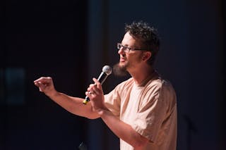 Shane Claiborne Challenges Students to be &amp;#8220;Easter People&amp;#8221;