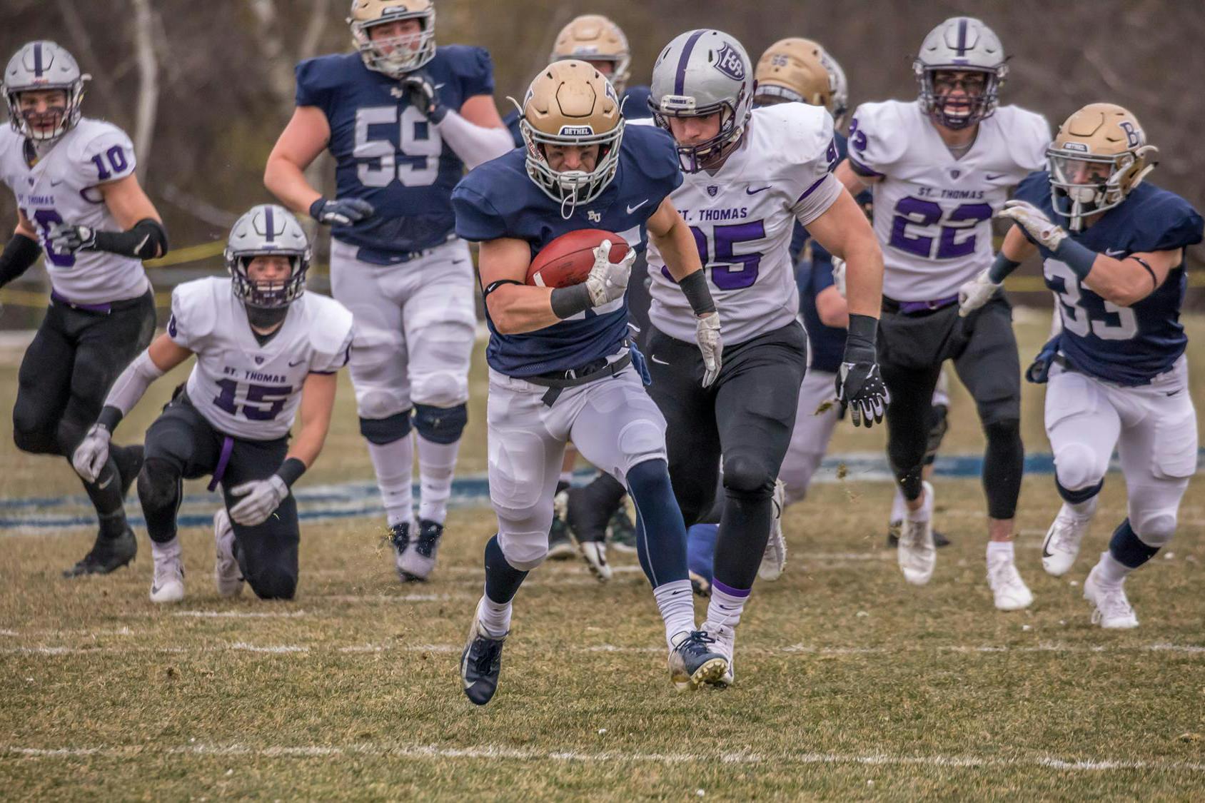 Bethel Football Team Powers Its Way Into The NCAA DIII Playoffs ...