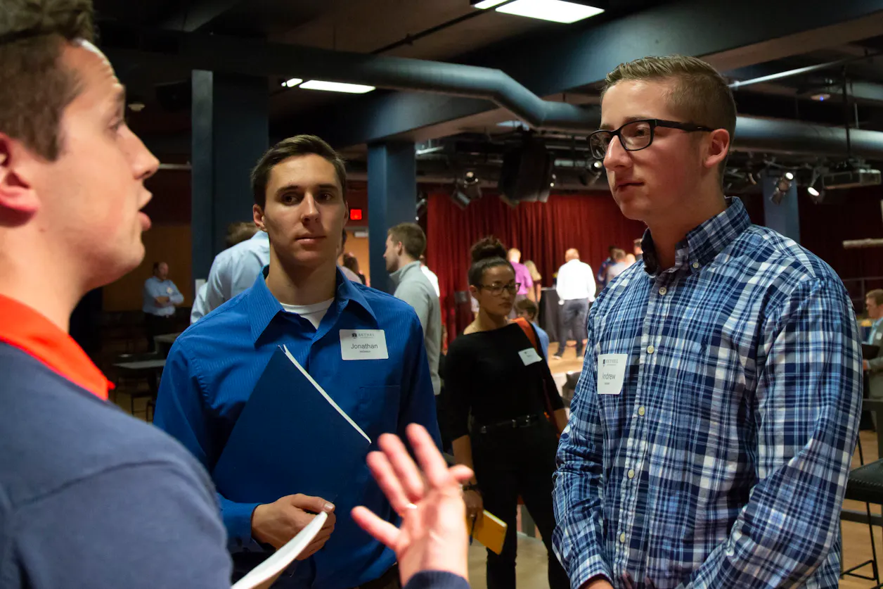 Showcase Connects Students with Employers