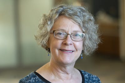 Psychology Professor Provides Transformative Research Experiences for Students
