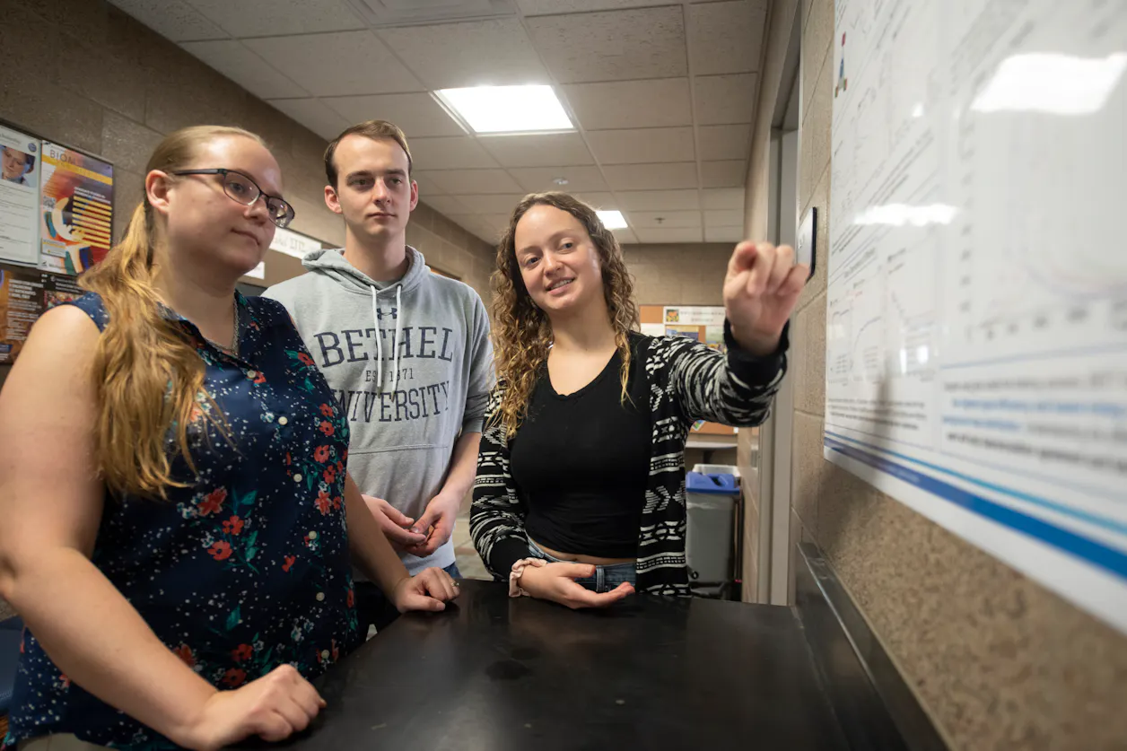 Assistant Professor of Physics Julie Hogan and physics and mathematics double majors Sam Johnson ’19 and Greta Knefelkamp ’18.