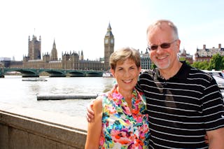Dean and Tammie ’83 Junkans invest holistically in Bethel, starting with a donor-advised fund. 