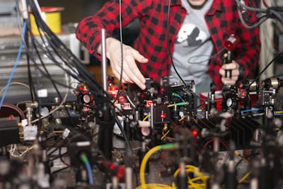 Aidan Tollefson '19 works in the "AMO Lab" in the Department of Physics and Engineering