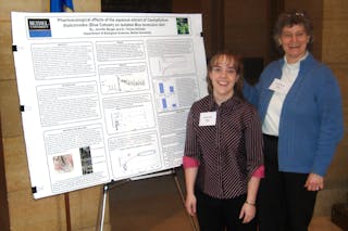 Jennifer Berger ’07 and Professor of Biology Teresa DeGolier 