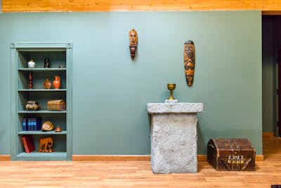Ducklow Brother's Escape Room Wall