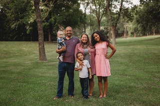 Kendall Davis with her husband Derrick, sons Camden and Kasen, and step-daughter Veronica. Photo by Sparrow &amp; Crown Photography. 