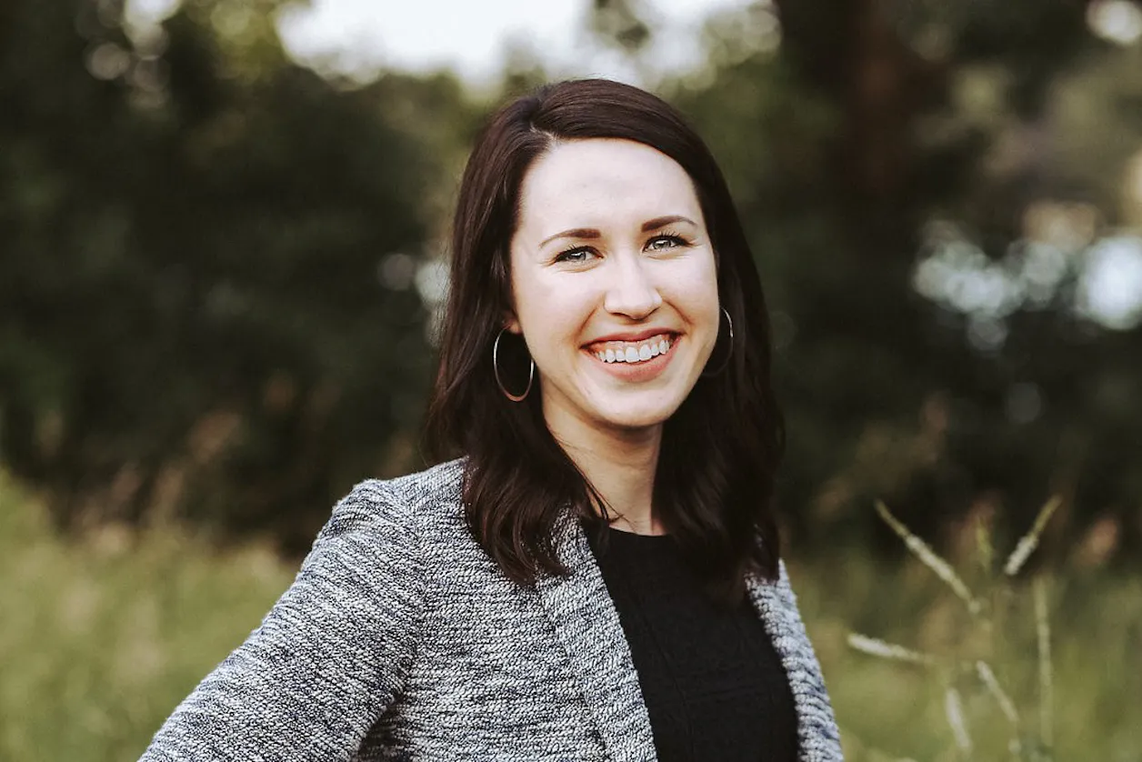 Sylvia Lease '15 used her coding superpowers to help create a new department within Evereve’s technology team.