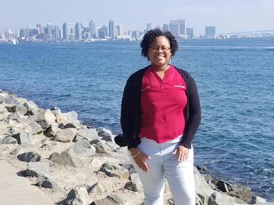 Whitney Barnes S'21 is about to graduate from Bethel Seminary with her M.A. in Divinity, and by this fall, she will be qualified as a staff chaplain. 