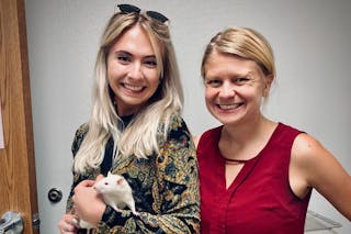 Student-faculty research team Paisley Buchanan '22 (left) and Assistant Professor of Psychology Rachel Anderson (right) thrived as recipients of a 2021-22 Edgren Scholarship. 