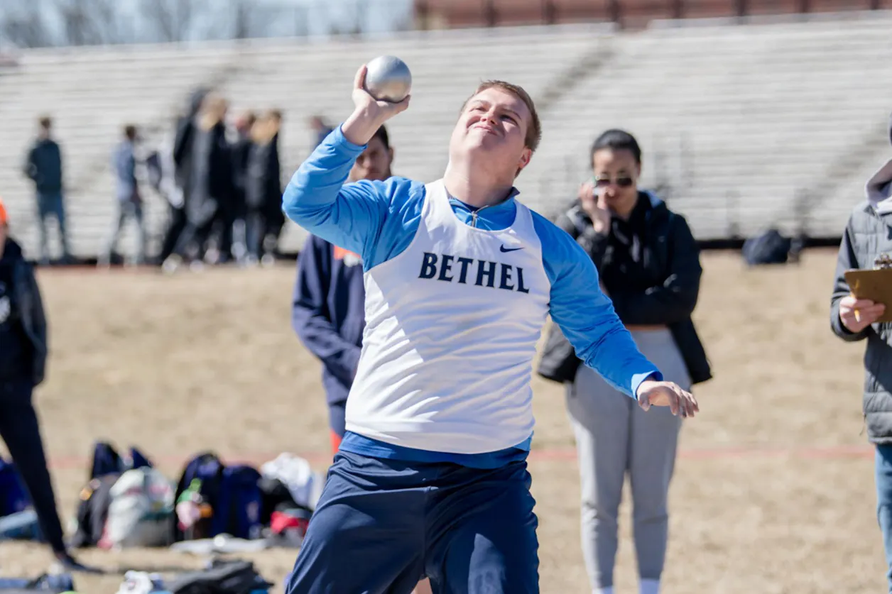 Dylan Delaske BUILD'23 at the the University of Wisconsin—River Falls Invite on April 4, 2022 | Photo credit: Teresa Brubaker