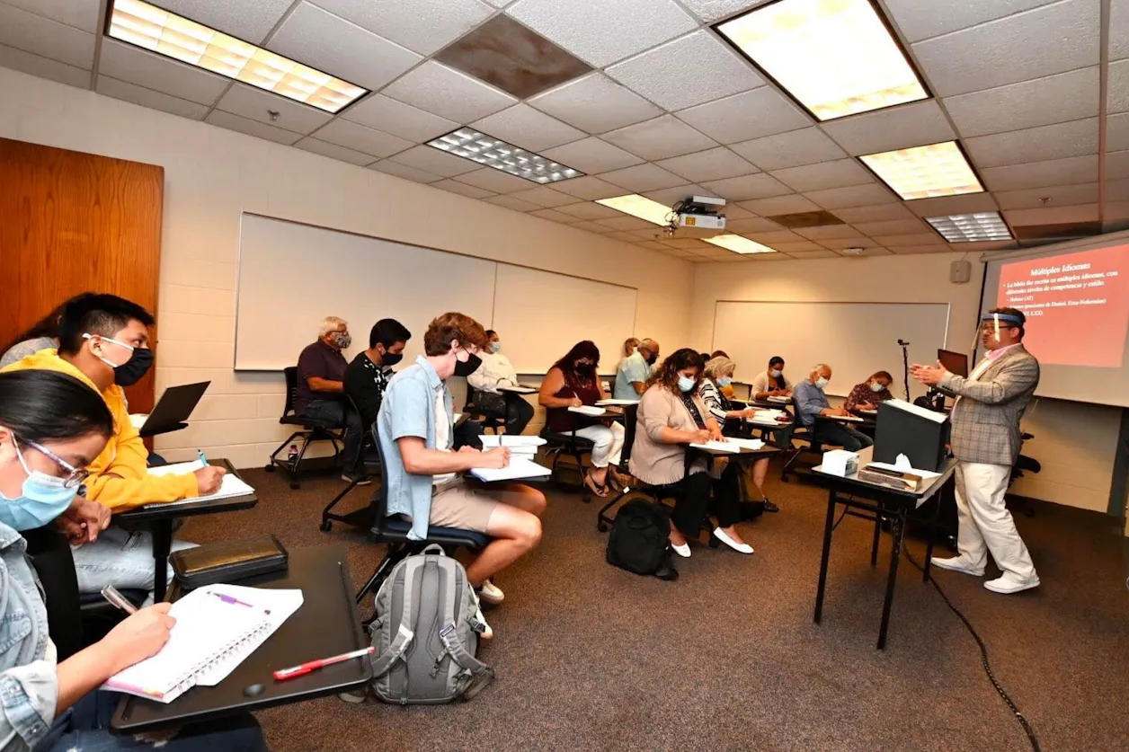 Students had no idea what a gift this semester would be for them during the first class session of “Introducción a la Biblia" last fall.