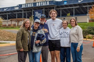 alumni-and-parent-tailgate