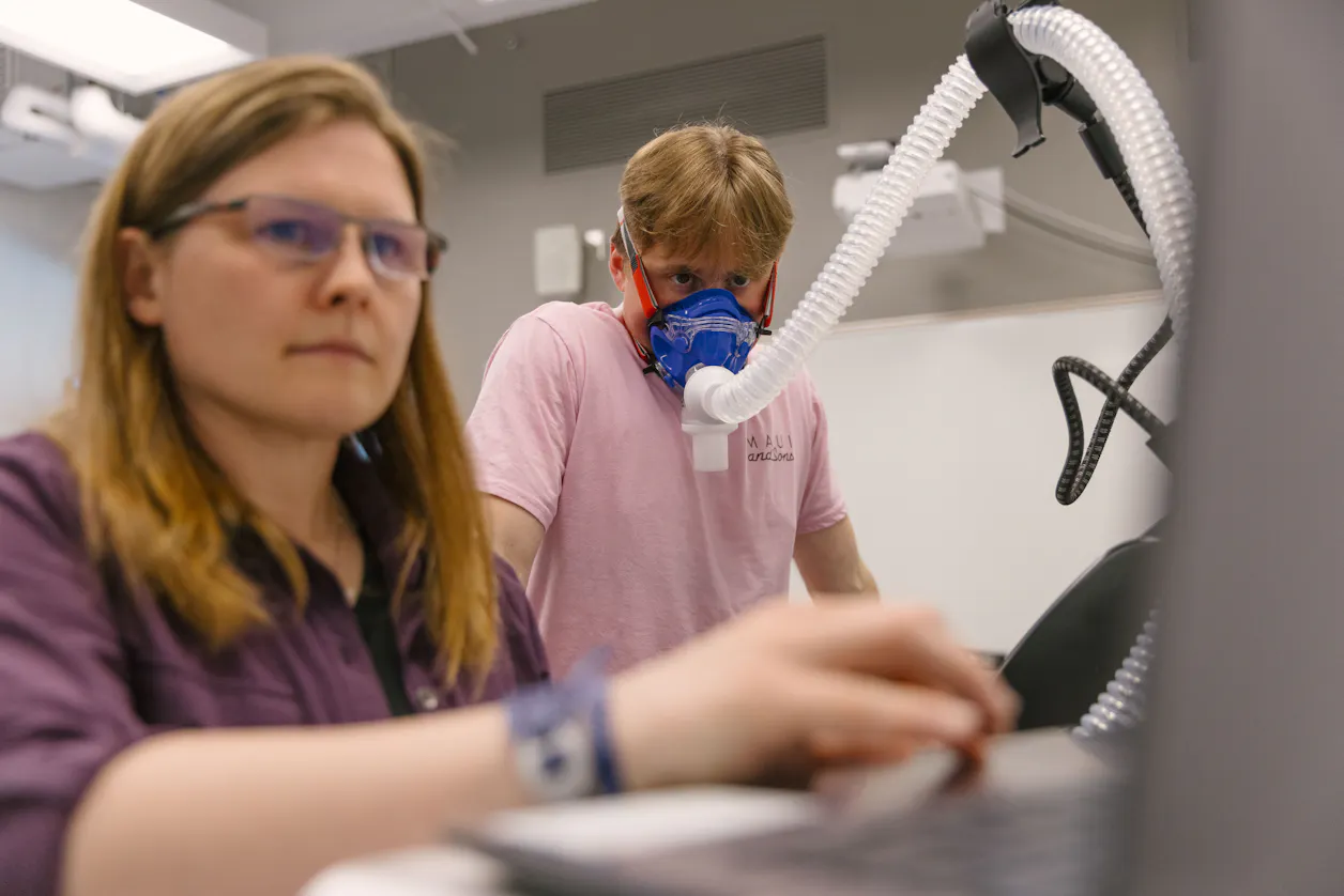 Student undergoing an exercise science test on a treadmill. 