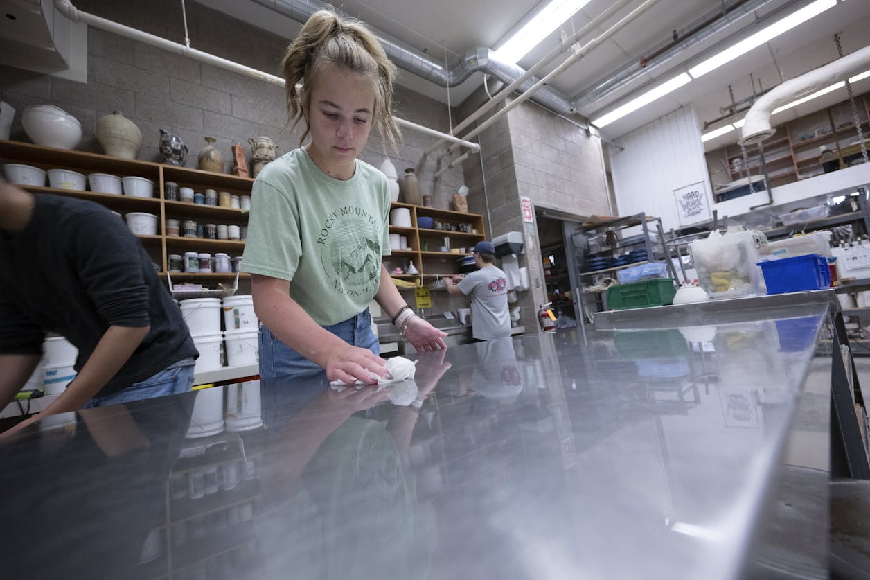 Art student at Bethel