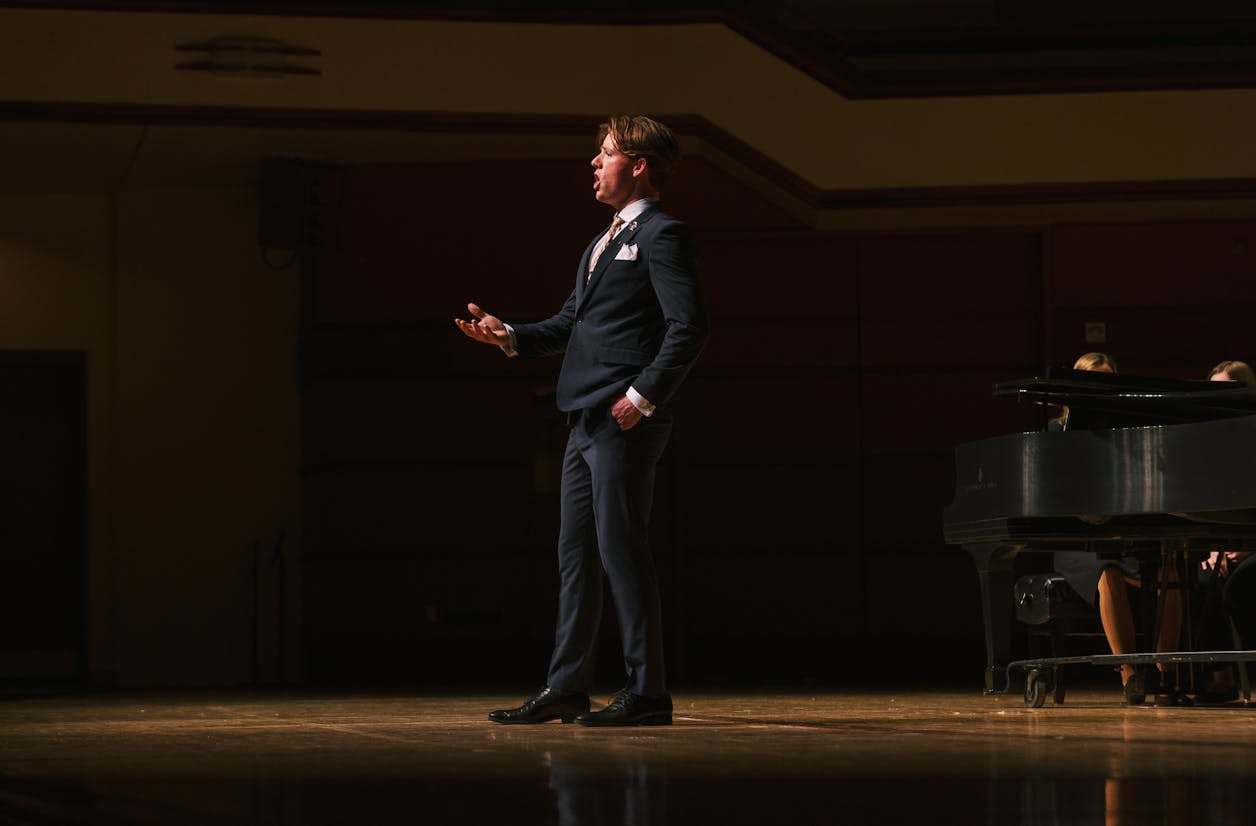 $majorImageDescription